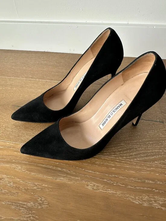 Black Suede Manolo Blahnik Pumps - Picture 3 of 4